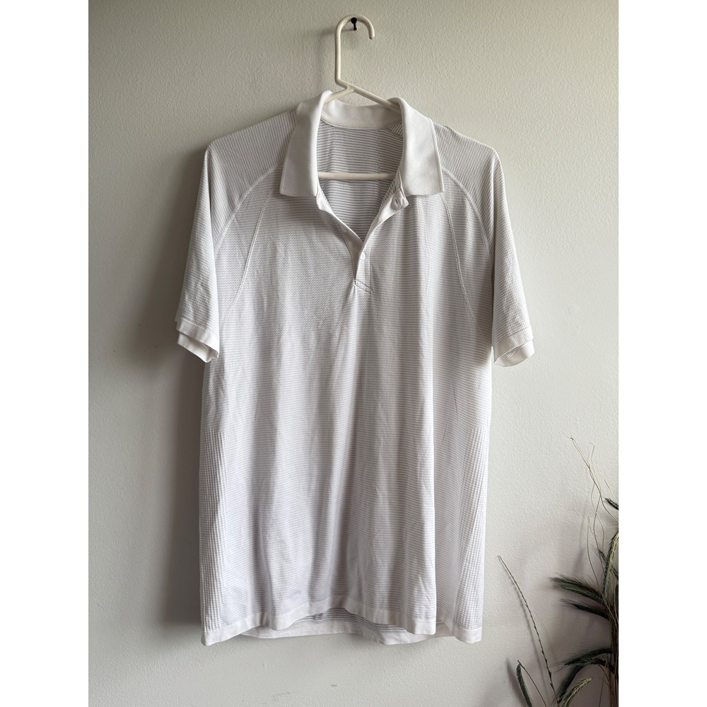 Lululemon Metal Vent Tech Polo Shirt Mens XL‎ White Grey Striped Short Sleeve